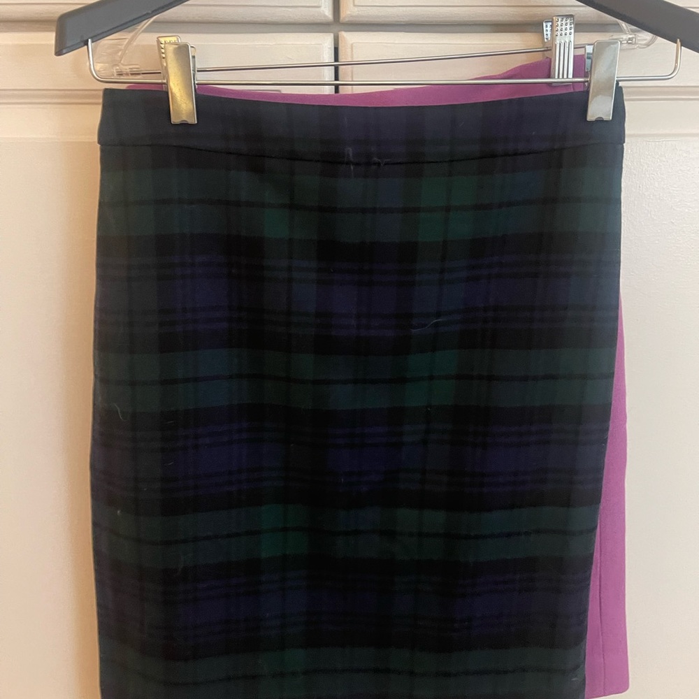J Crew pencil skirt size 2 black watch plaid